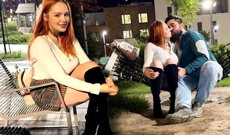 Первая встреча у молодой парочки закончилась сексом в подъезде